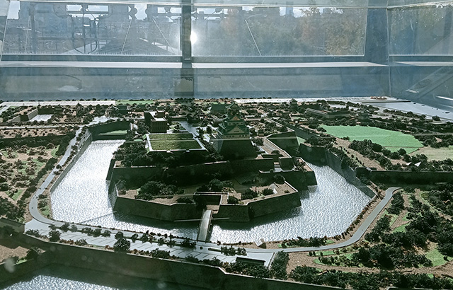 Osaka Castle 2